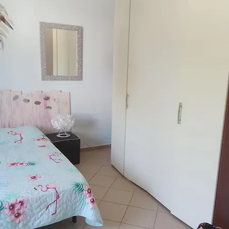 Labandabassottiferrara 아파트 *