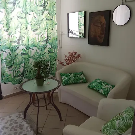 아파트 Labandabassottiferrara *