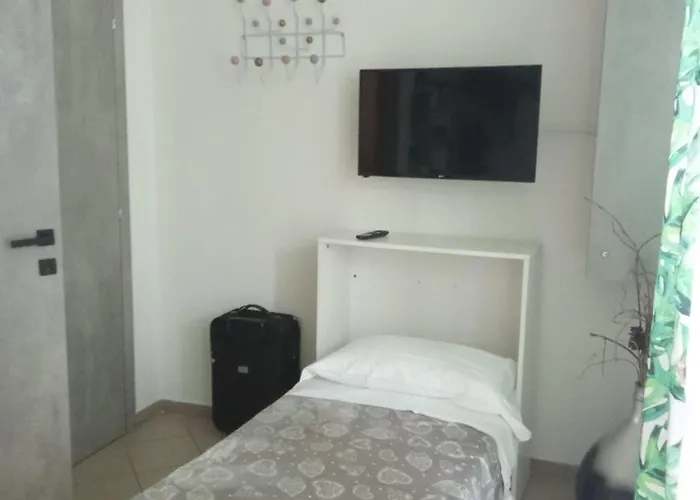 Labandabassottiferrara * Monestirolo